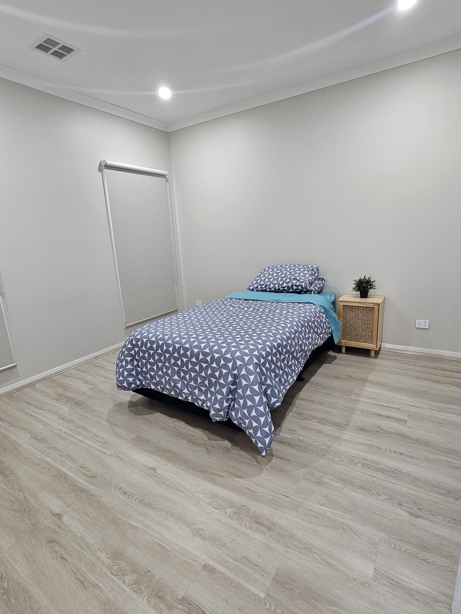 Fully Accessible 4BR, all with Ensuite - SIL Home - Lara - 2 Vacancy — Home image 8