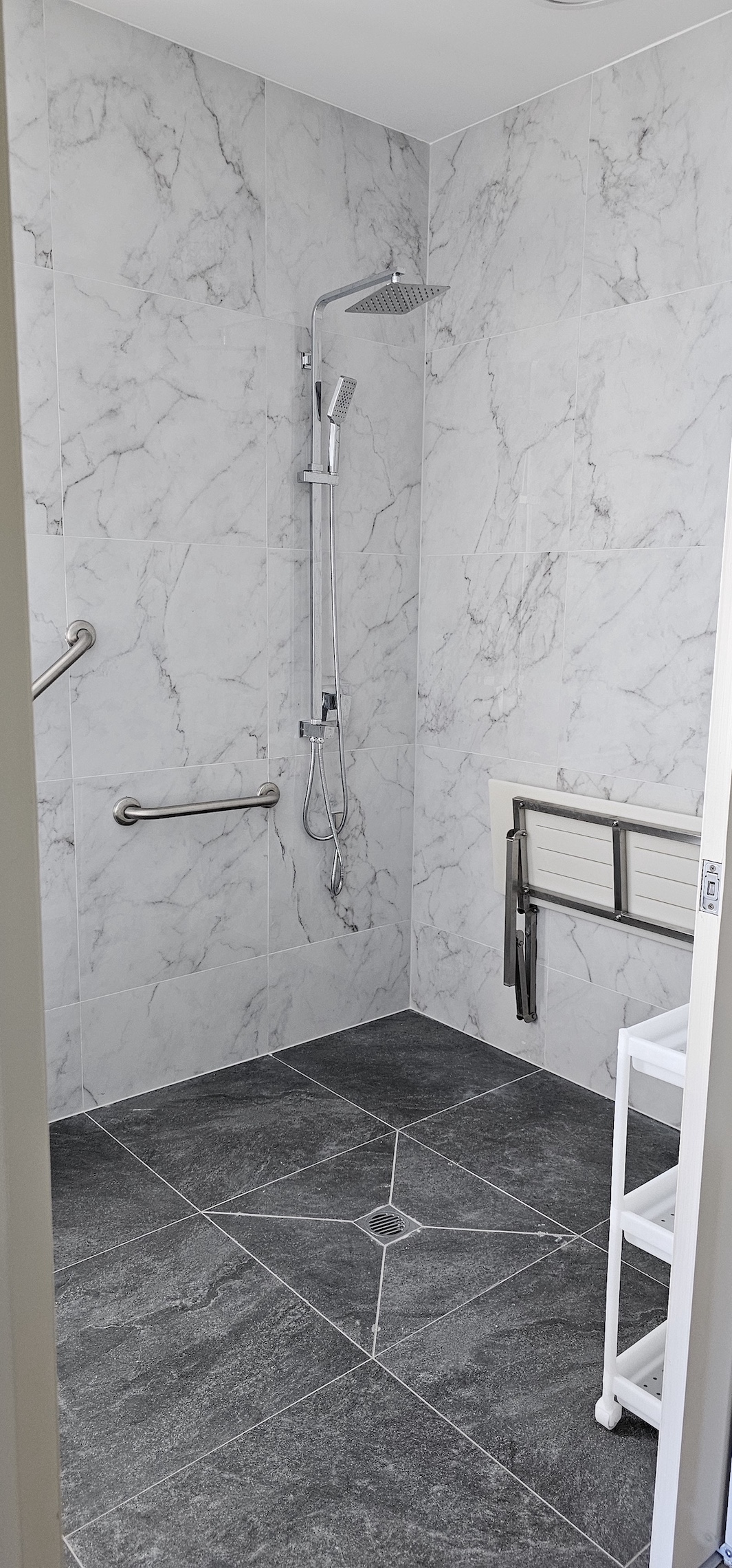 Fully Accessible 4BR, all with Ensuite - SIL Home - Lara - 2 Vacancy — Home image 12
