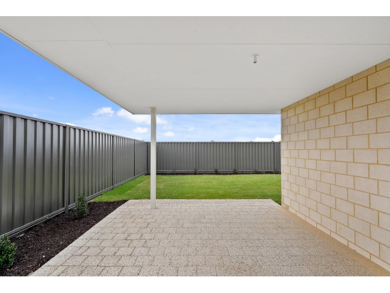 MTA/STA or SIL, Stunning home in Dudley Park — Home image 3