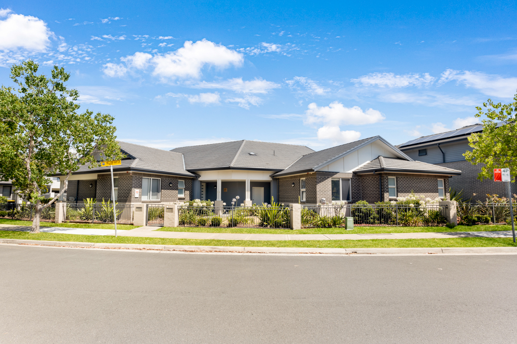 Penrith Villa with Open Living, Ensuite & Shared Outdoor Connection — Home image 3