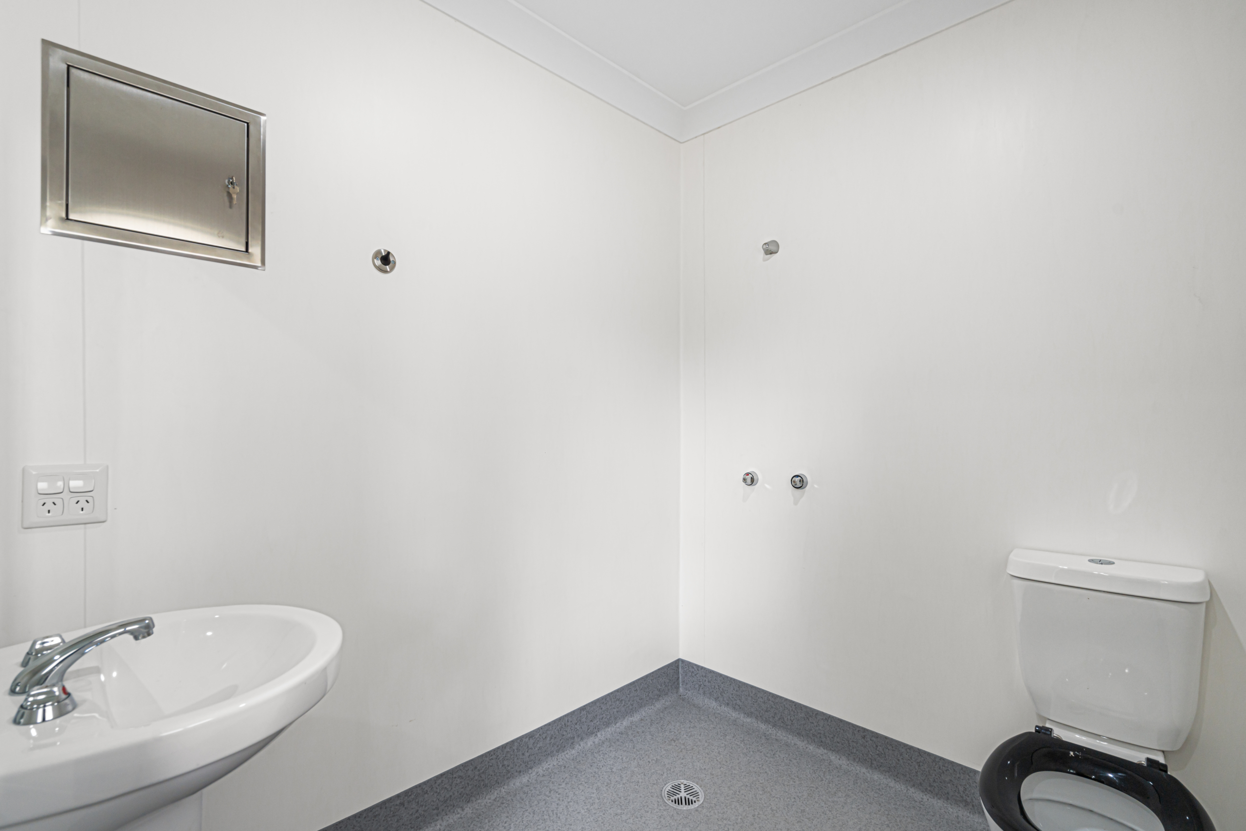 Fernvale, Ipswich Qld - ROBUST / IMPROVED LIVEABILITY HOUSE — Home image 7