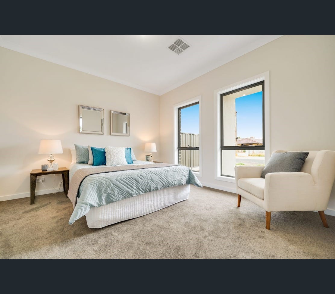Kilburn SIL House 1:1 1:2 — Home image 5