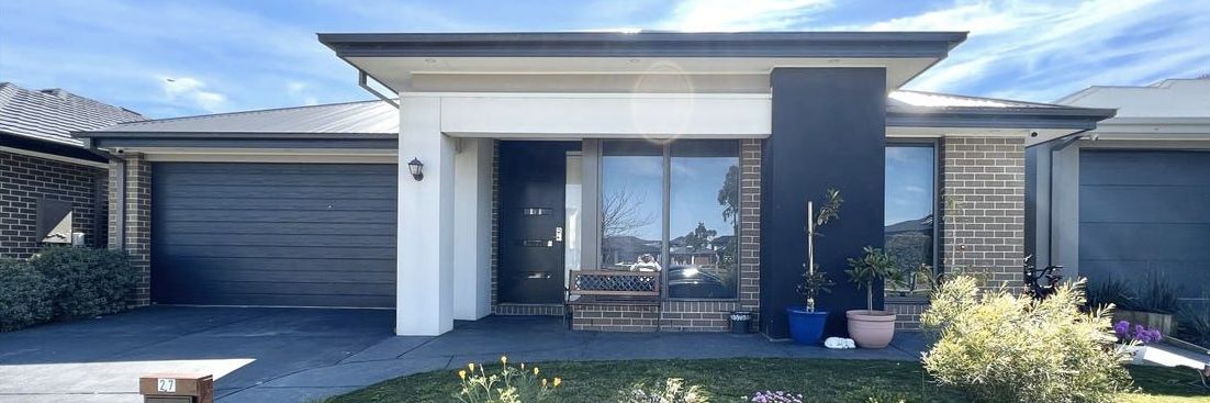 Beautiful Home in the Heart of Clyde North. ONLY 2 Vacancies Left! (One 25+ Aged Female Resident) SIL/MTA/STA — Home image 5