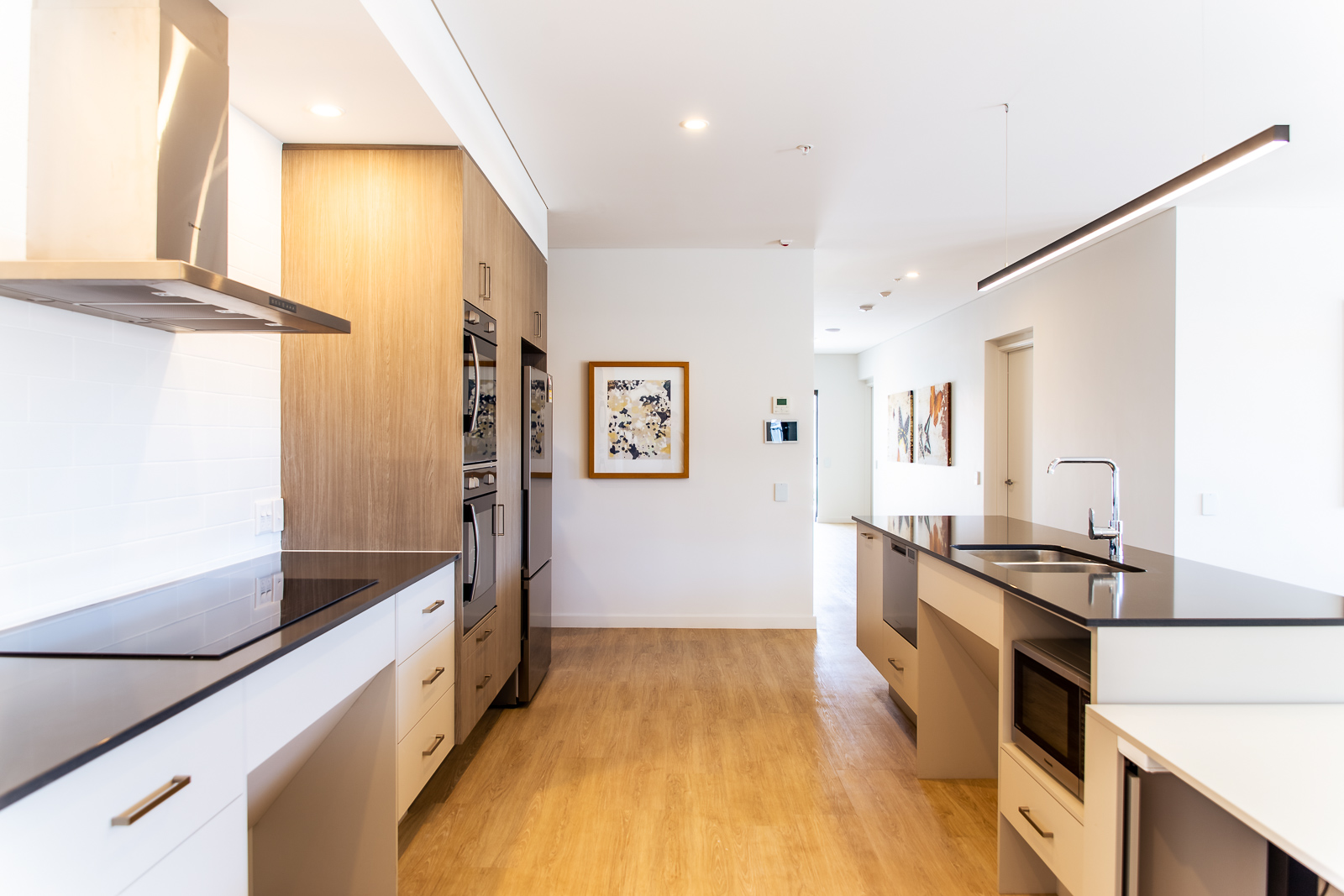 Clever Design in Coastal Location - 3 bed home plus 2-bed villa Disability Accommodation — Home image 2