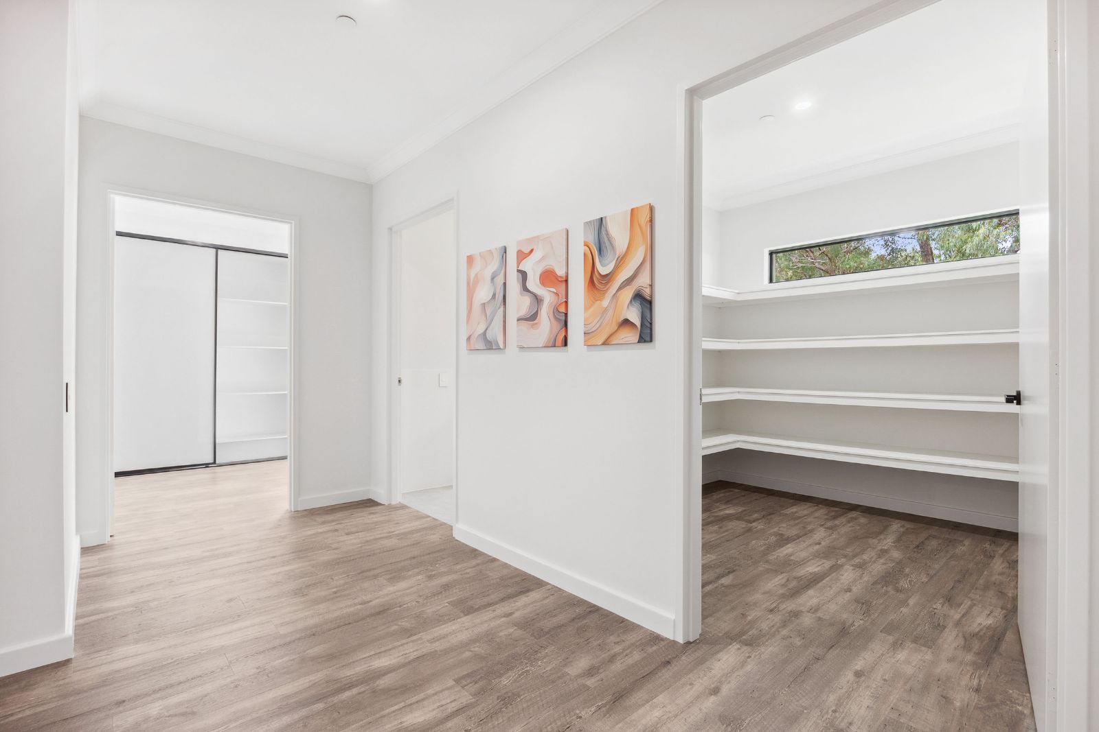 Clever Design in Coastal Location - 3 bed home plus 2-bed villa Disability Accommodation — Home image 8