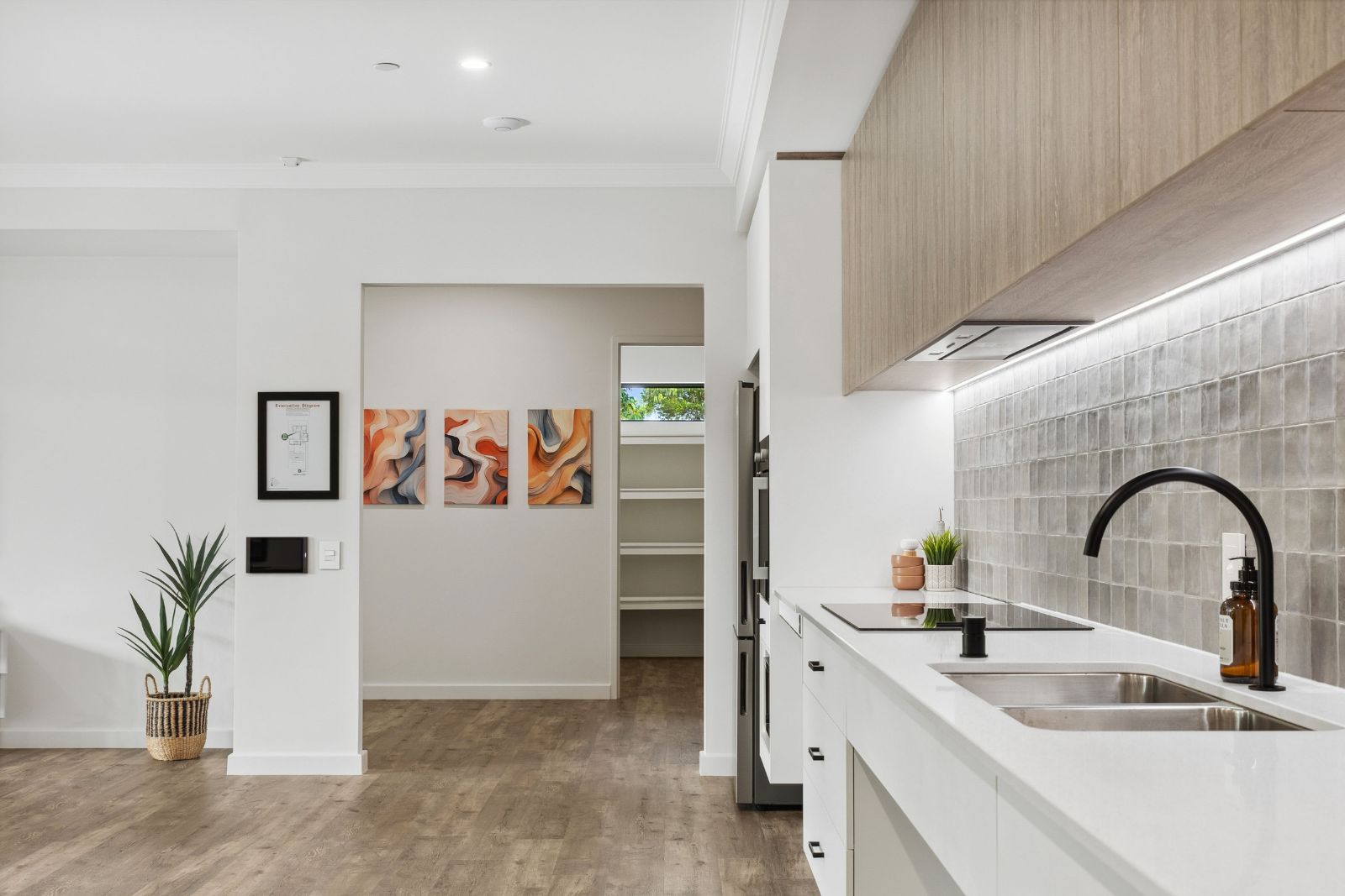 Clever Design in Coastal Location - 3 bed home plus 2-bed villa Disability Accommodation — Home image 14