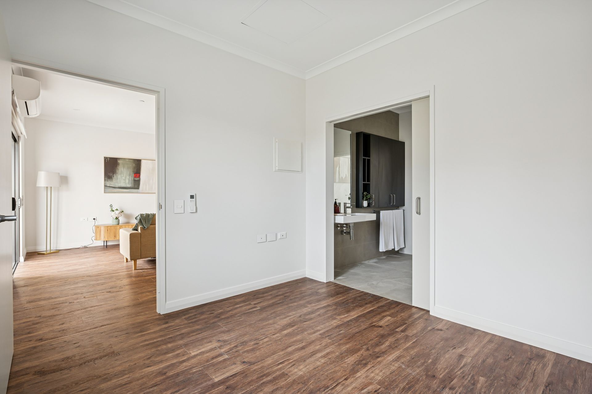 2 Bedroom Villas, Gosnells — Home image 9
