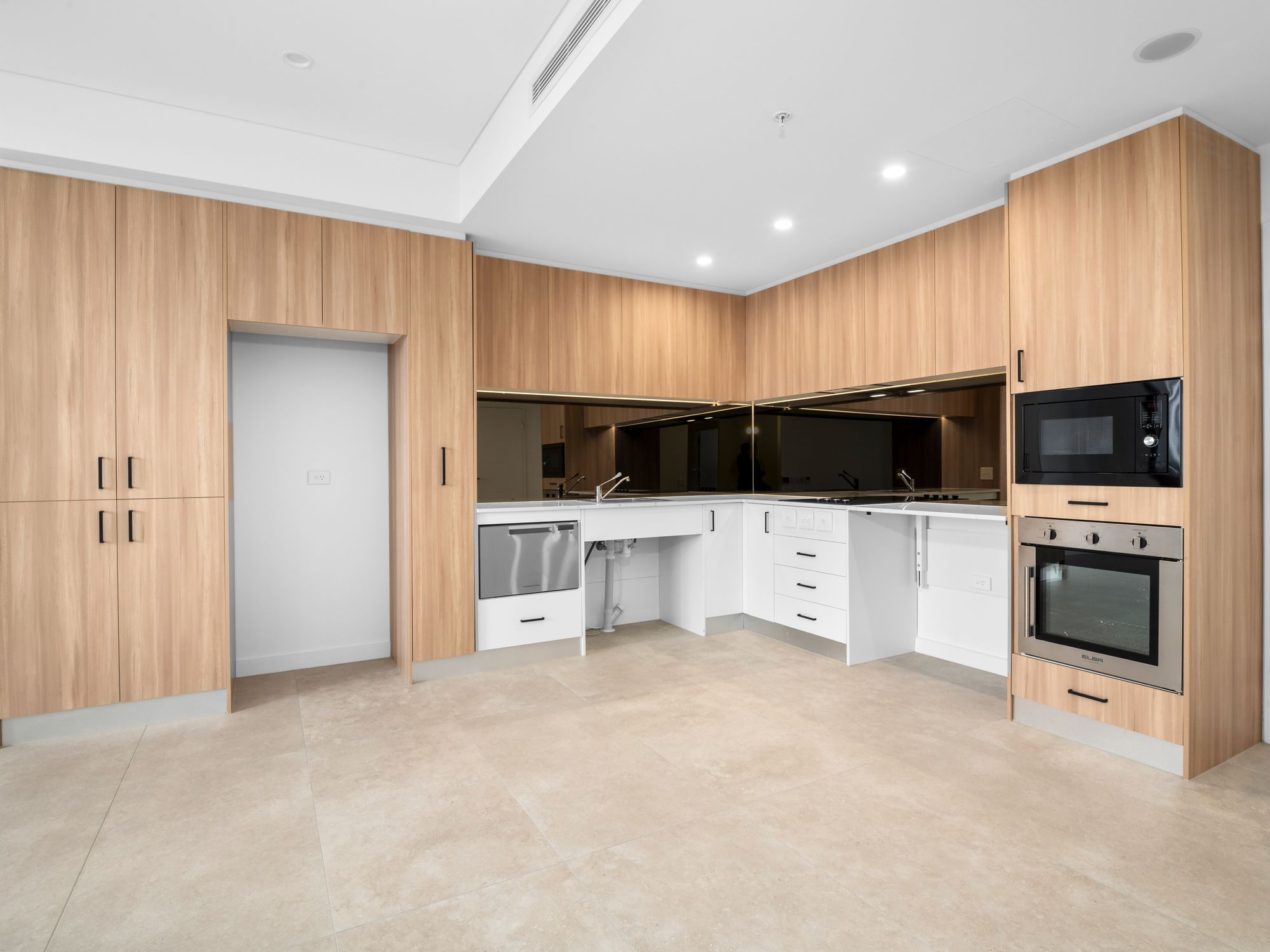 Modern and Stylish 1-Bedroom High Physical Support SDA — Home image 6