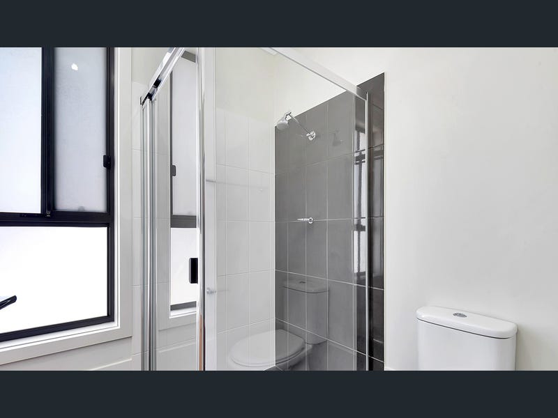 Modern Townhouse in a nest — Home image 9