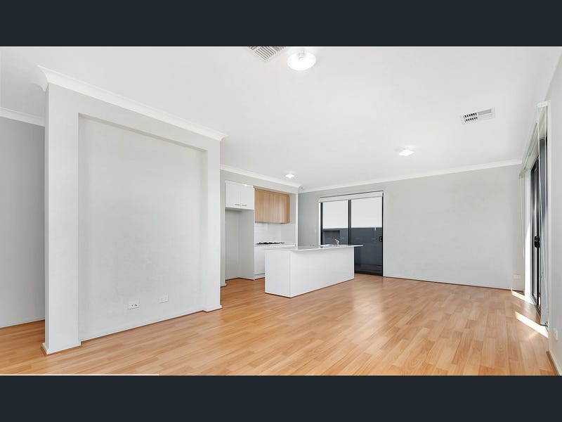 Modern Townhouse in a nest — Home image 2