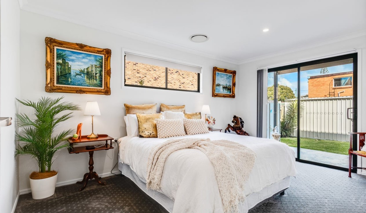 Beautiful SIL MTA ILO STA just 200m from Suttons Beach — Home image 4