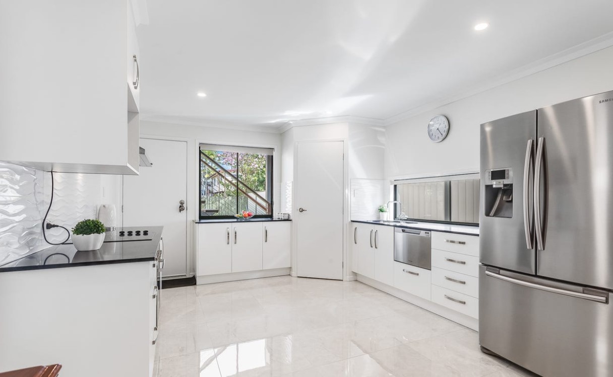 Beautiful SIL MTA ILO STA just 200m from Suttons Beach — Home image 10
