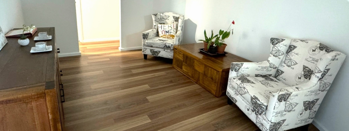 Modern 5-Bedroom Home in Thornlie: Spacious and Inviting! — Home image 2