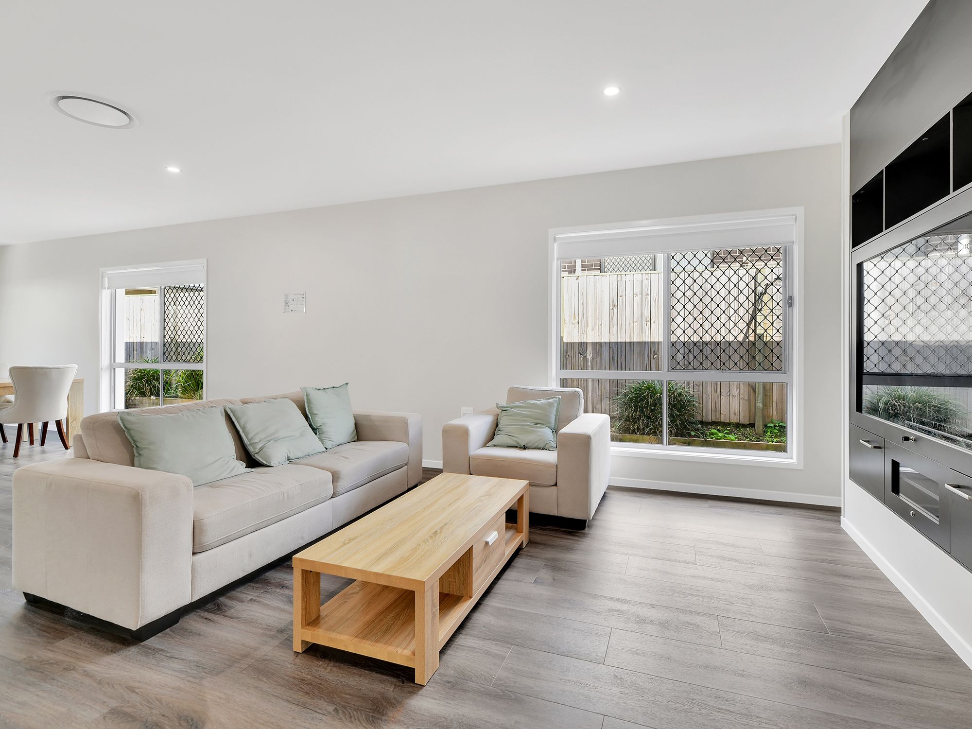 2 SDA (Robust or Improved Liveability) + OOA + Media Room, Available Now in Bahrs Scrub — Home image 3