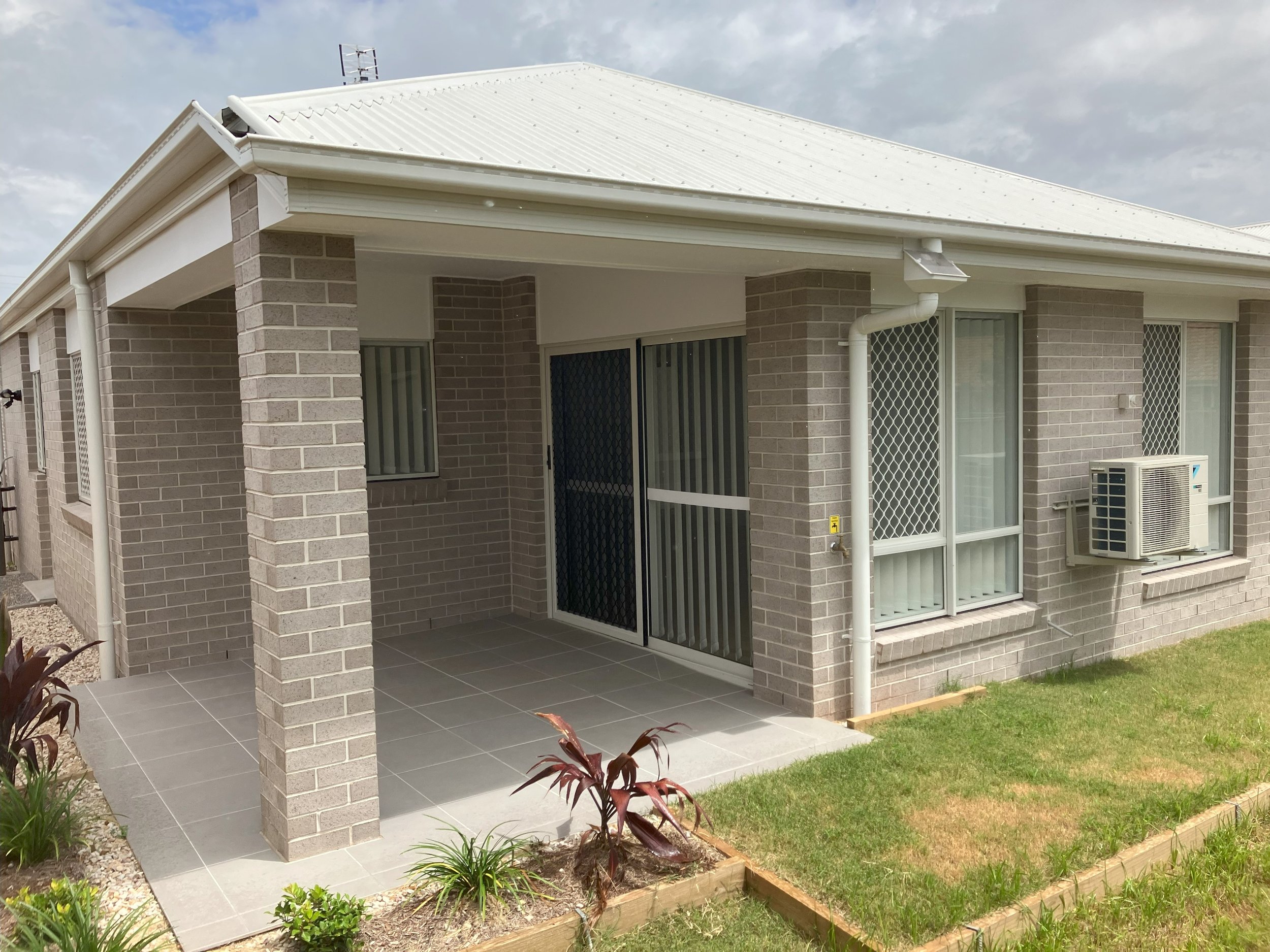 Greenwattle Street, Glenvale, QLD | Robust 2-Bedroom Home with One Vacancy Available — Home image 6