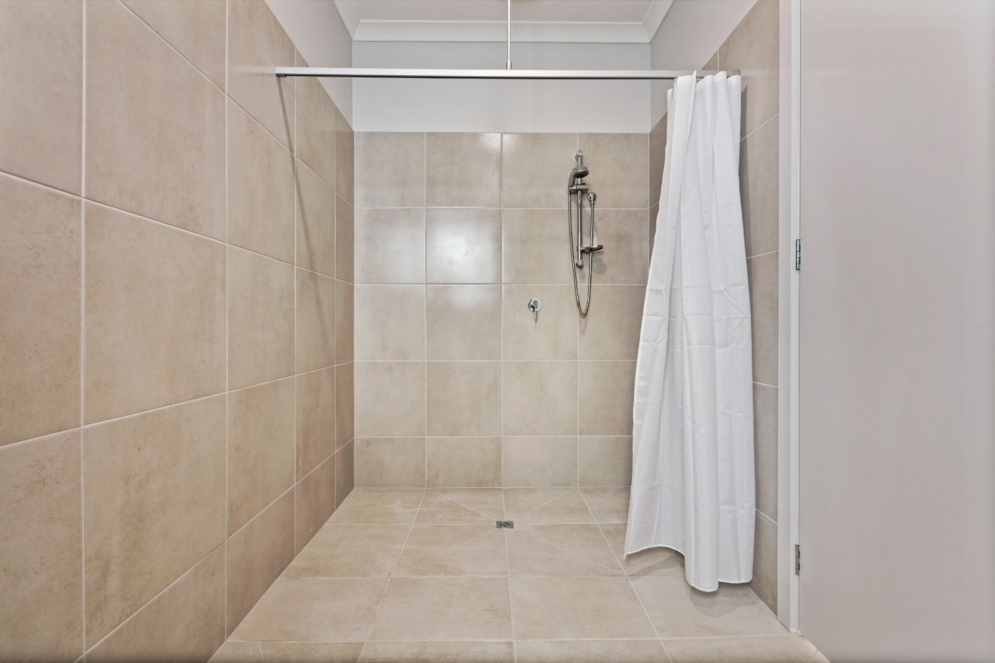 NDIS SDA: Exceptional Specialist Disability Accommodation in Weir Views, VIC — Home image 14