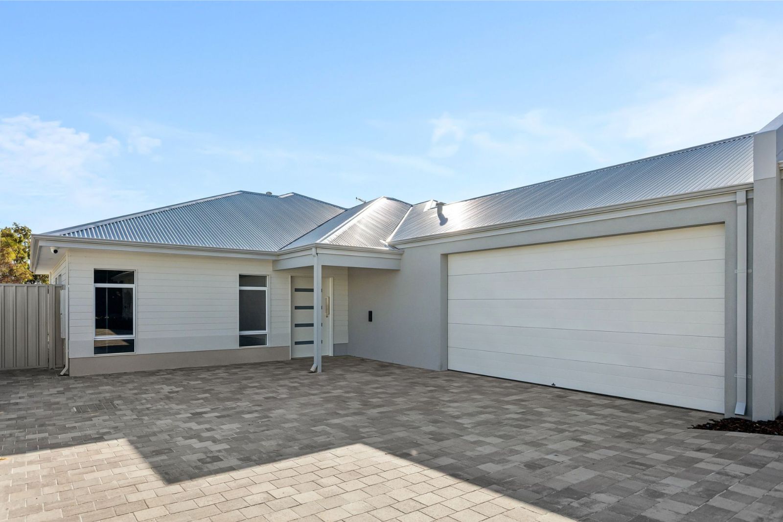 Ultimate Convenience in this 3-Bedroom Home for Sharing PLUS a separate 2-bedroom Villa for 1. Disability Accommodation — Home image 12