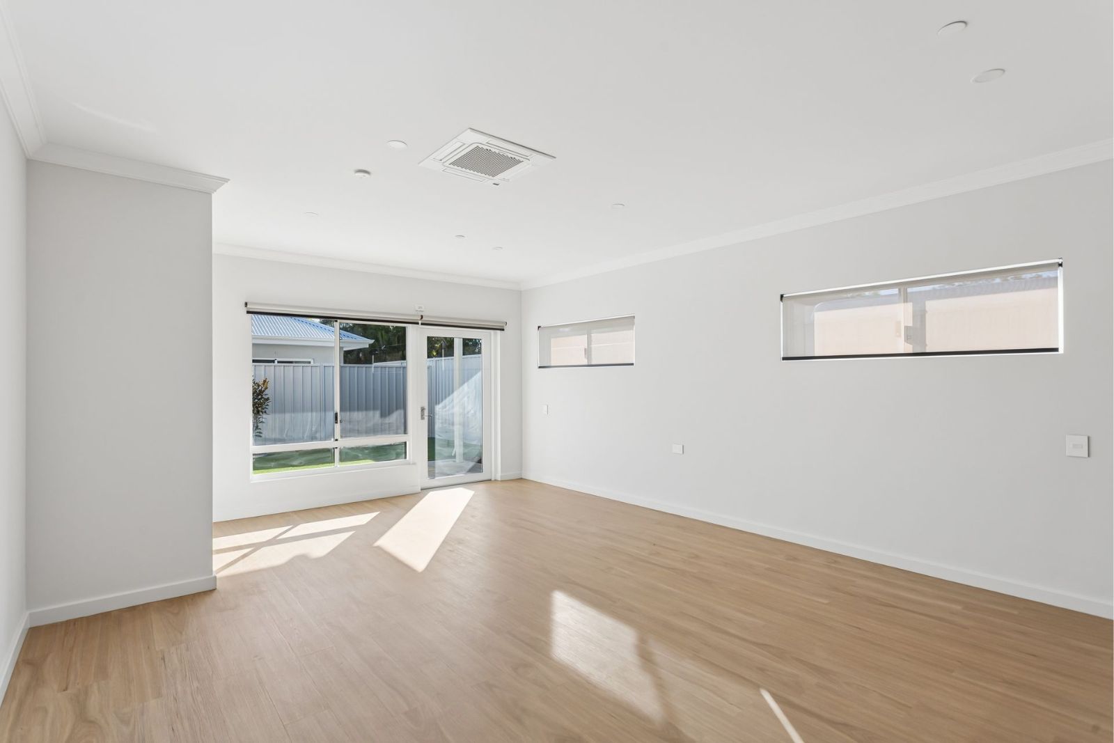 Ultimate Convenience in this 3-Bedroom Home for Sharing PLUS a separate 2-bedroom Villa for 1. Disability Accommodation — Home image 13