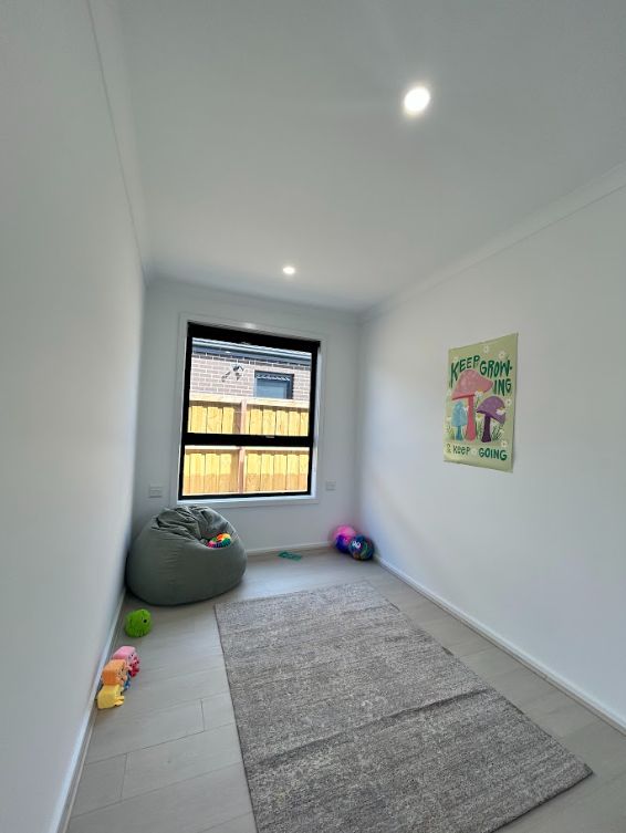 Robust Property with Breakout room — Home image 8