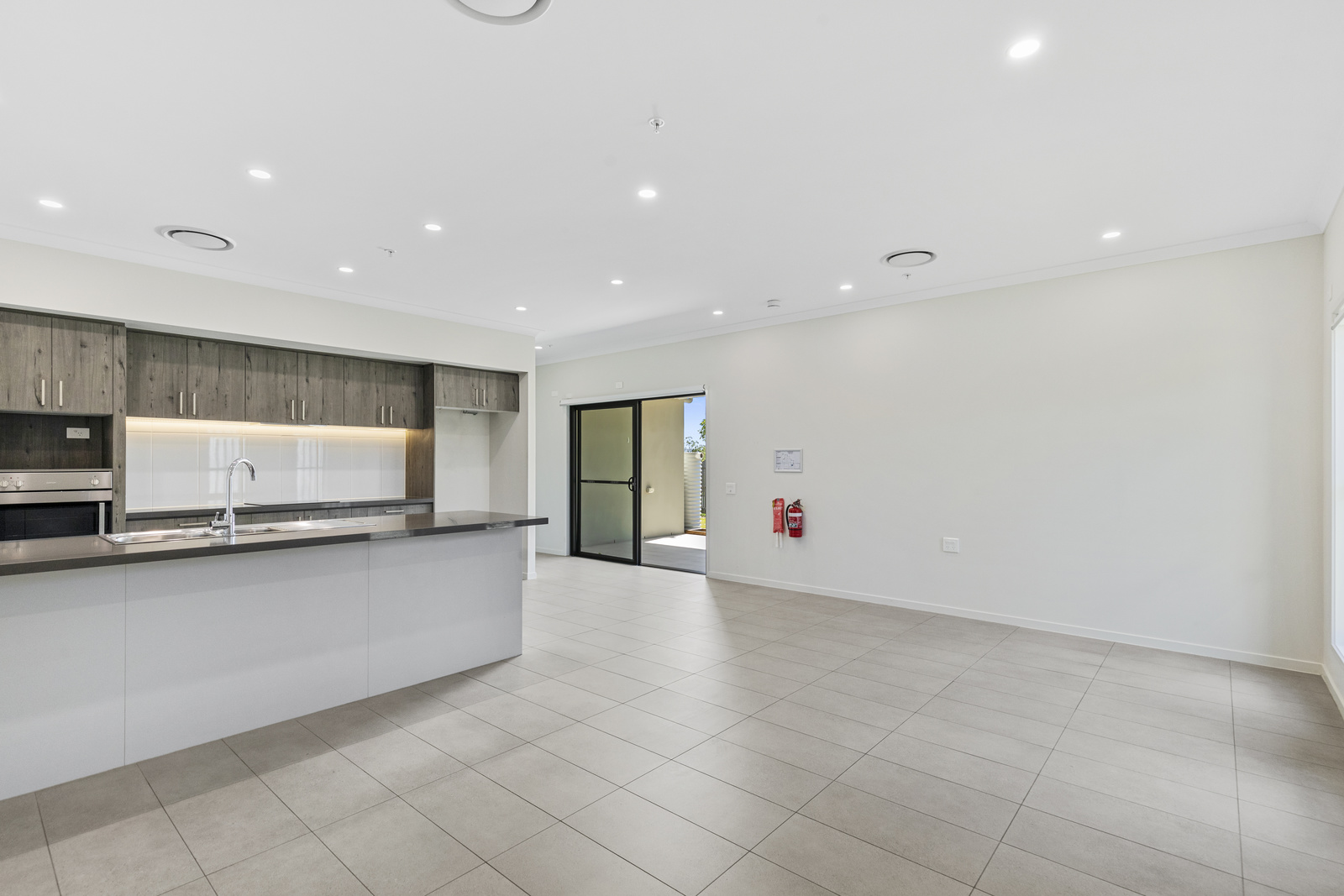 MODERN - 2 Bed High Physical Support + OOA. Located at Narangba — Home image 3