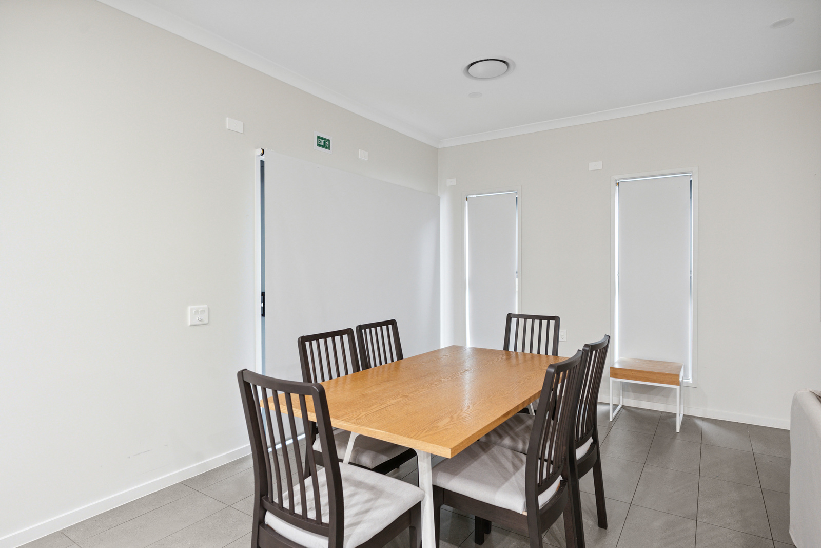 MODERN - 2 Bed High Physical Support + OOA. Located at Narangba — Home image 3