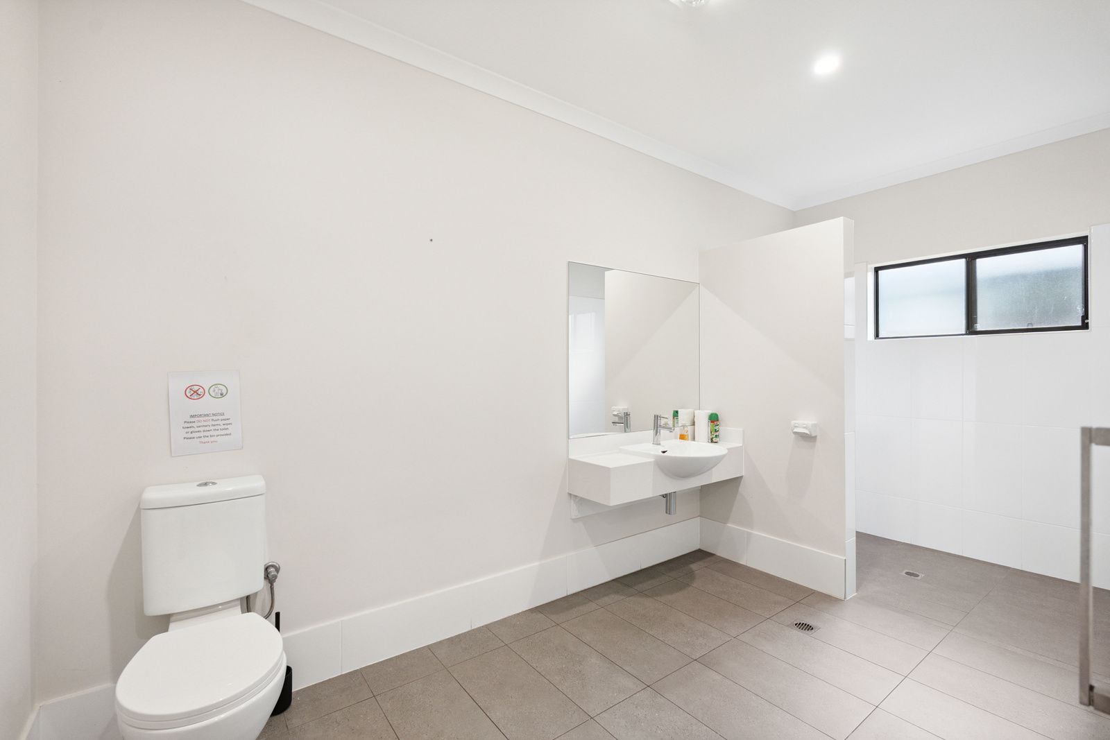 MODERN - 2 Bed High Physical Support + OOA. Located at Narangba — Home image 4