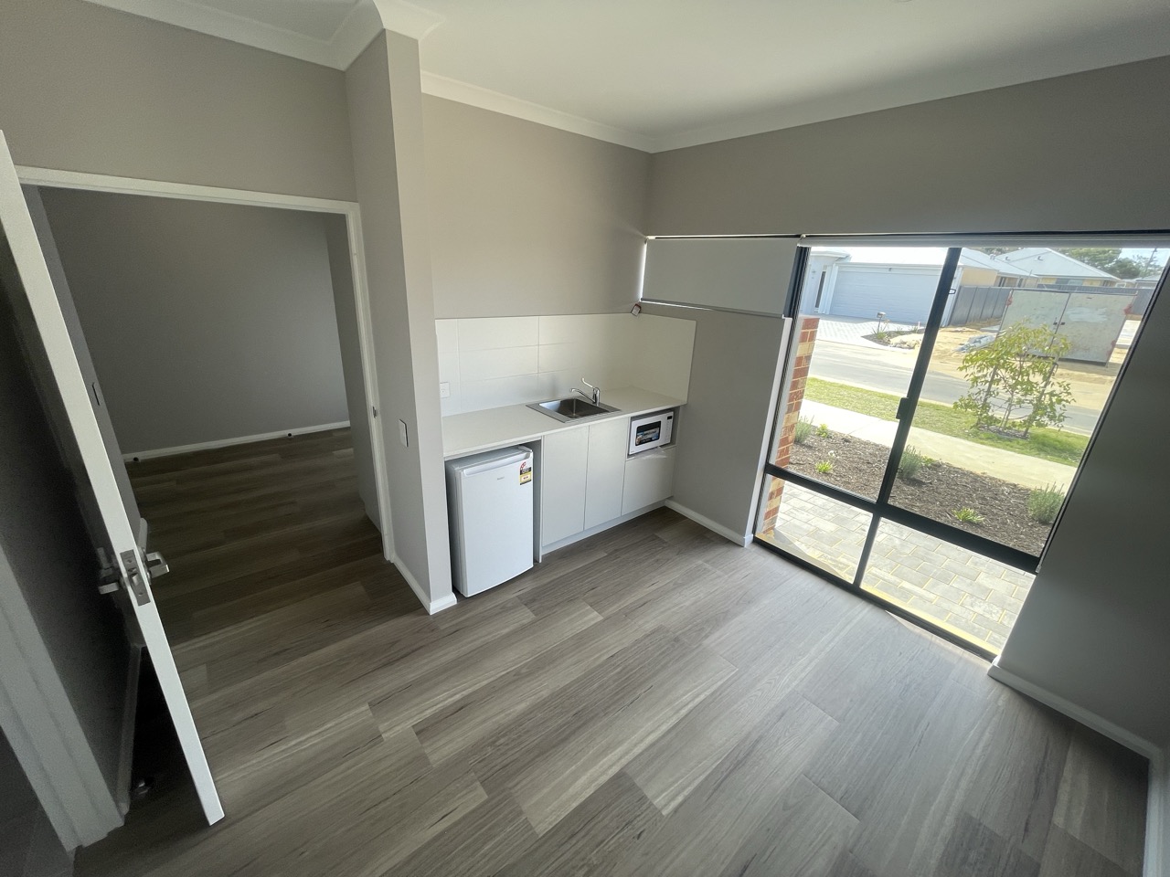 AVAILABLE NOW! New Modern Two Bedroom HPS SDA - Wellard — Home image 10