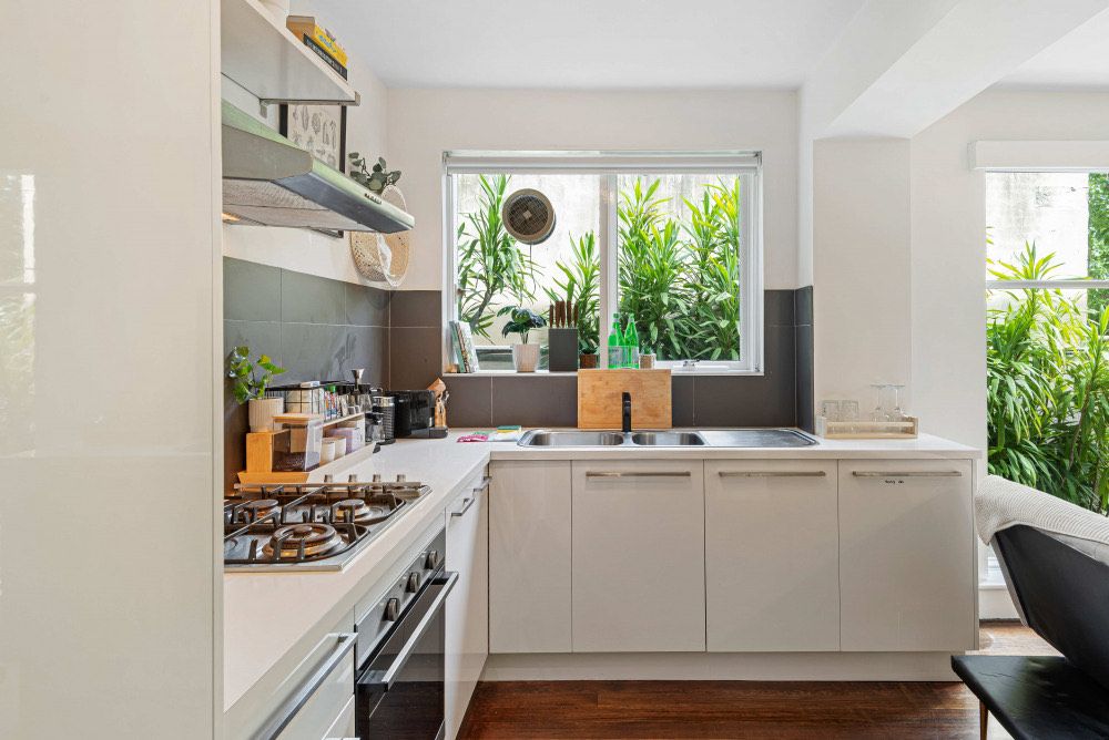 Contemporary 1-Bed Unit Near Chapel St Prahran, VIC, Australia! — Home image 6