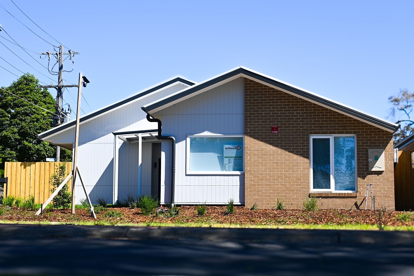 Brand new beachside SDA - In central location — Home image 2