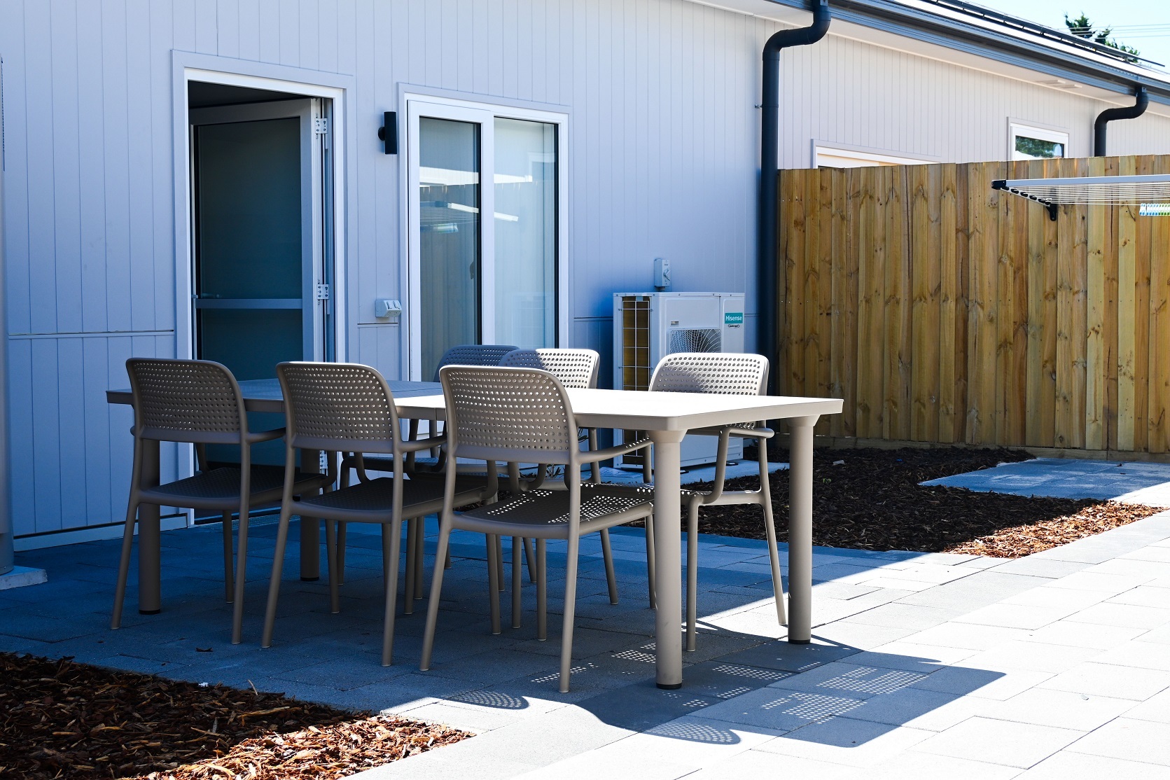 Brand new beachside SDA - In central location — Home image 3