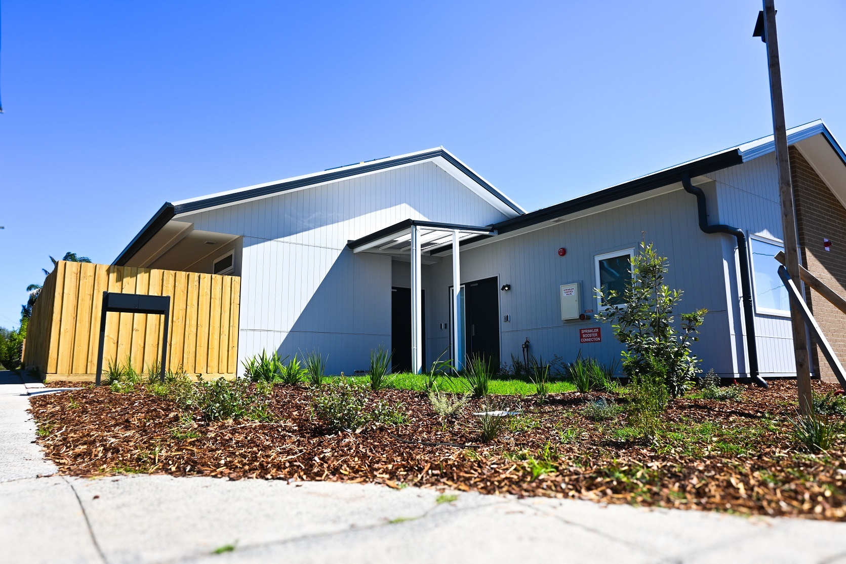 Brand new beachside SDA - In central location — Home image 12