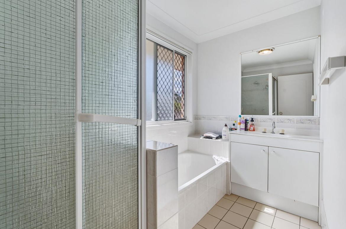 BIRKDALE, SIL, MTA, STA — Home image 4