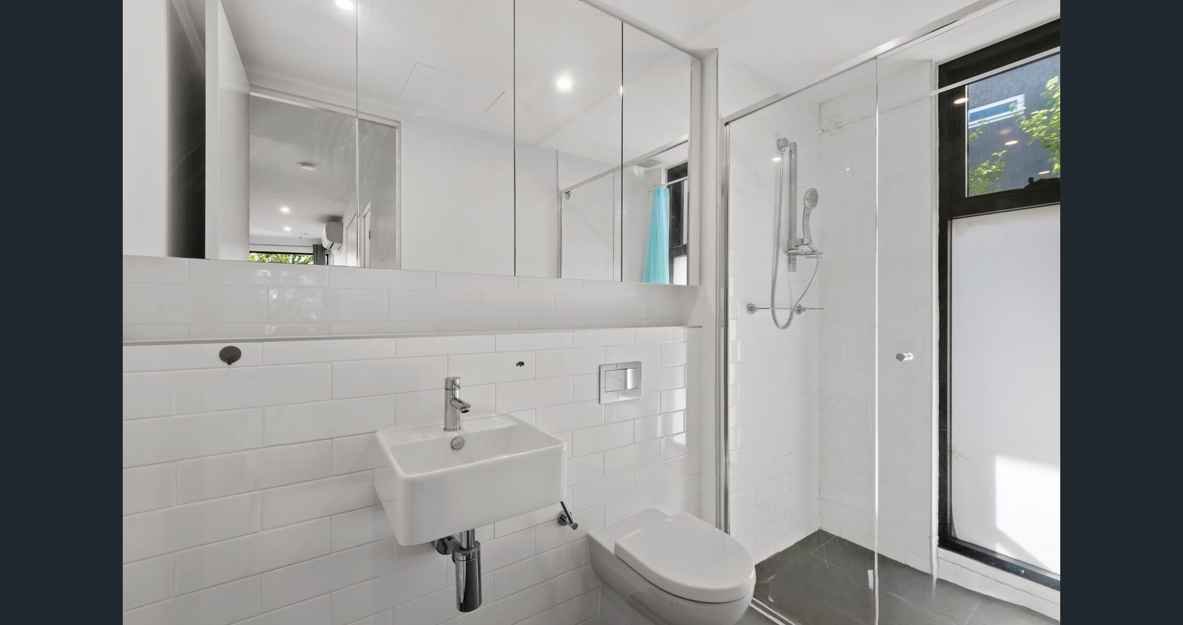 SIL House, MTA, ILO, Non SIL House = Lifestyle Seduction in Doncaster — Home image 5