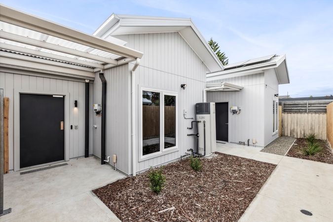 Nepean Highway, Cheltenham — Home image 2