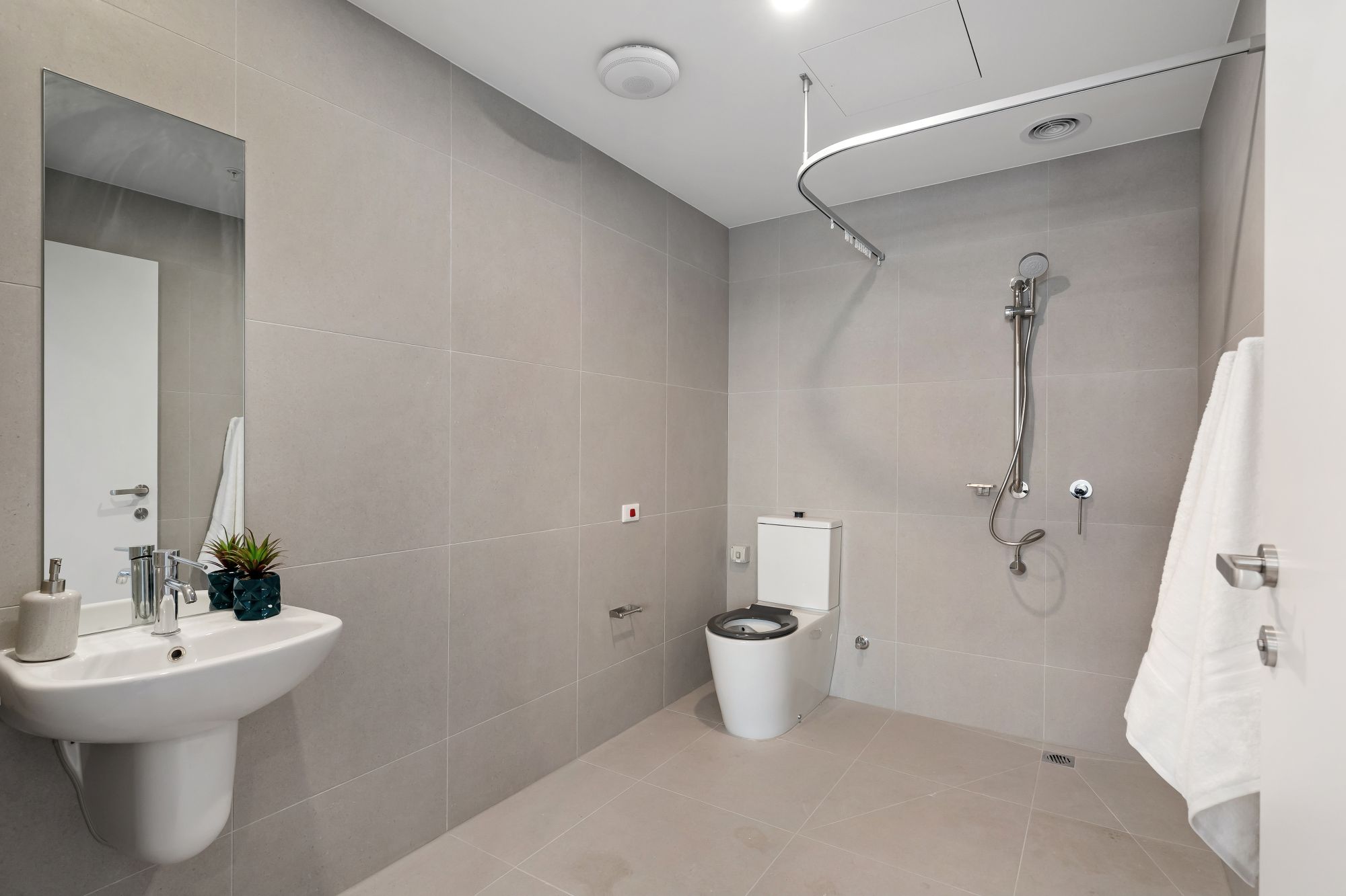 ***Brand New SIL / ILO / MTA / STA 4.5 Star Facility! — Home image 3