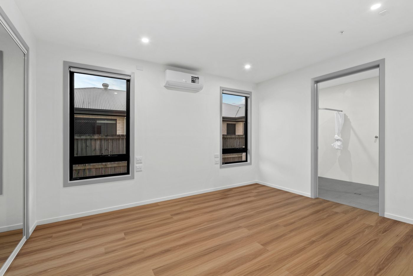 Large & Luxe HPS Living! — Home image 3