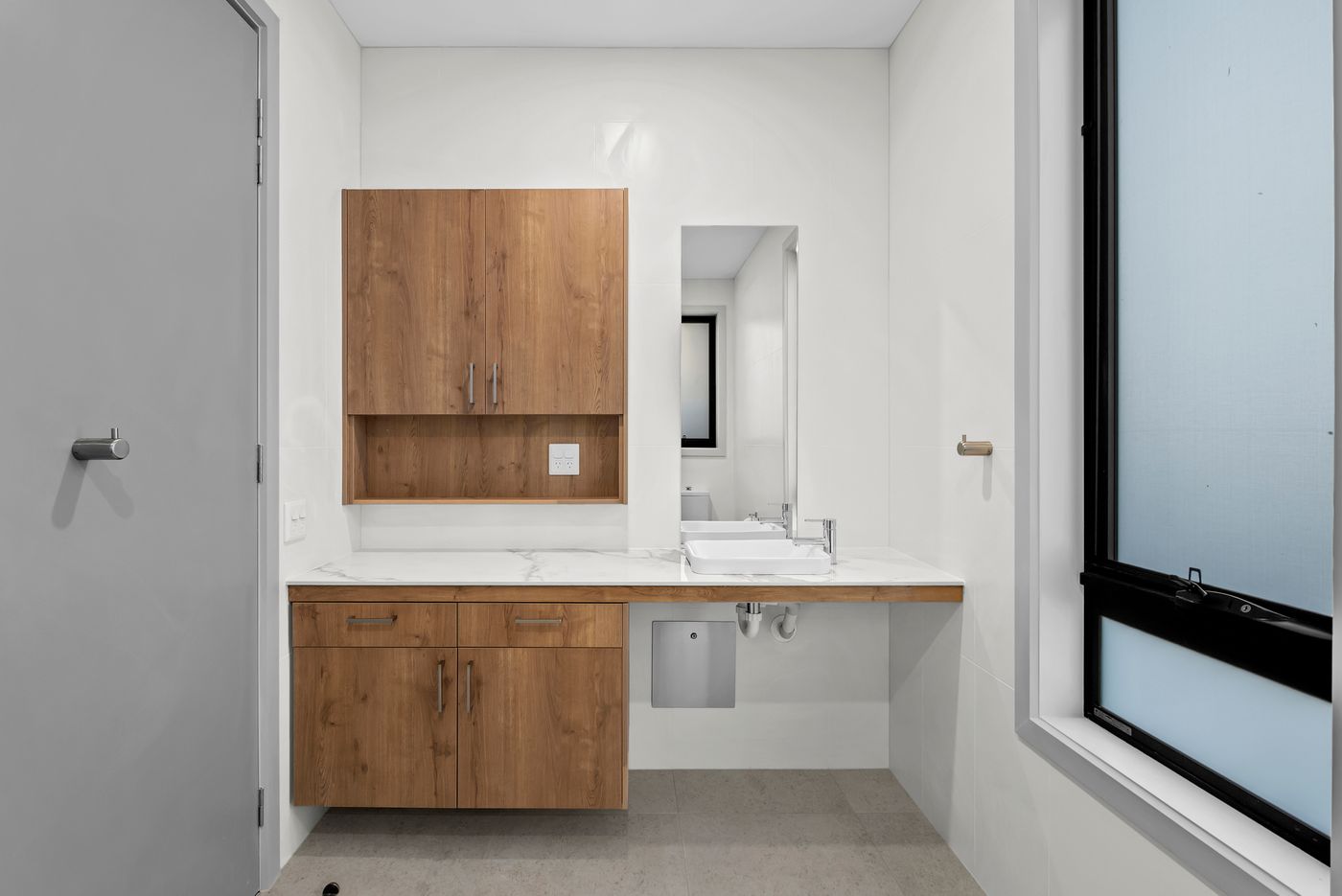 Large & Luxe HPS Living! — Home image 6