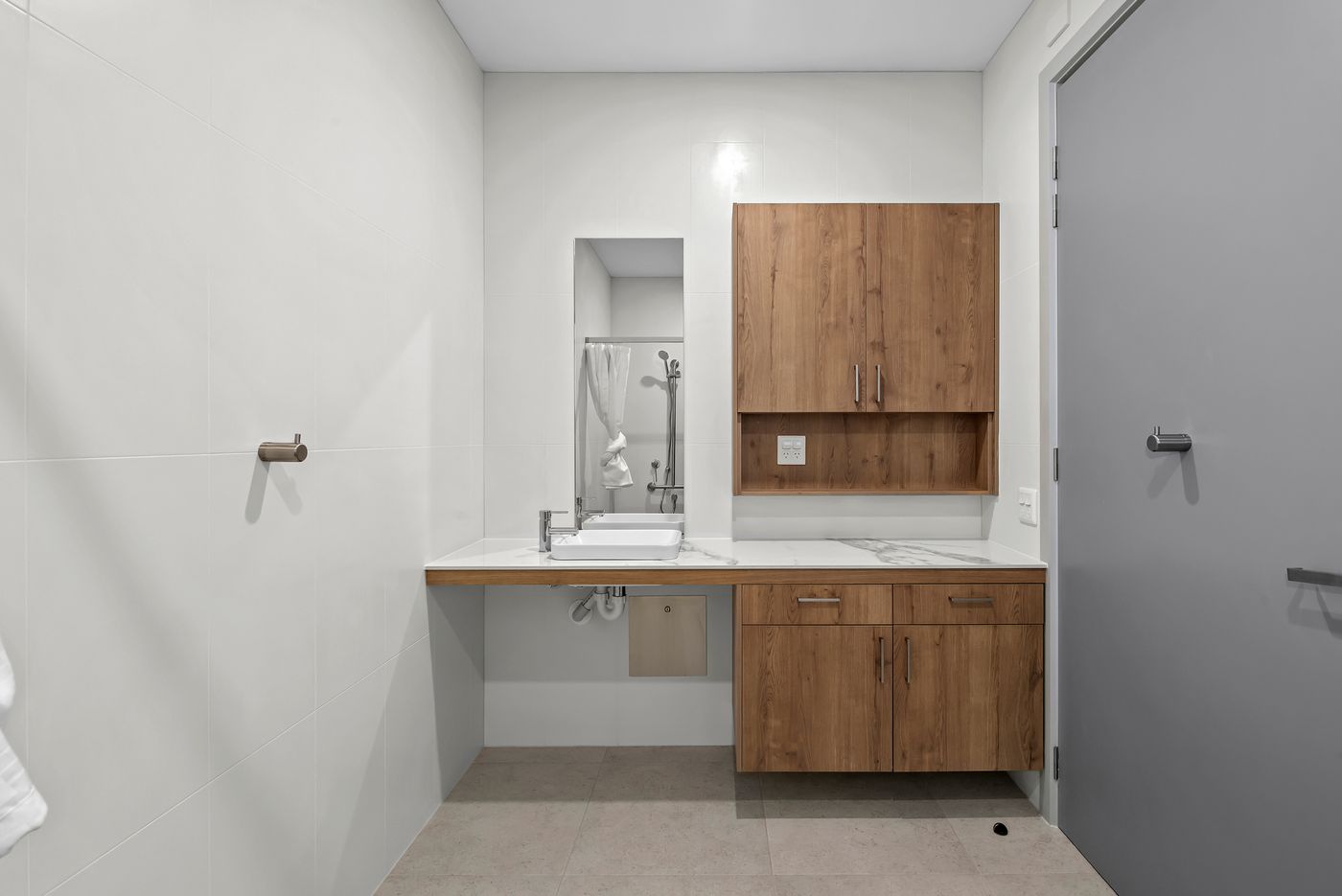 Large & Luxe HPS Living — Boondall, QLD — Home image 7