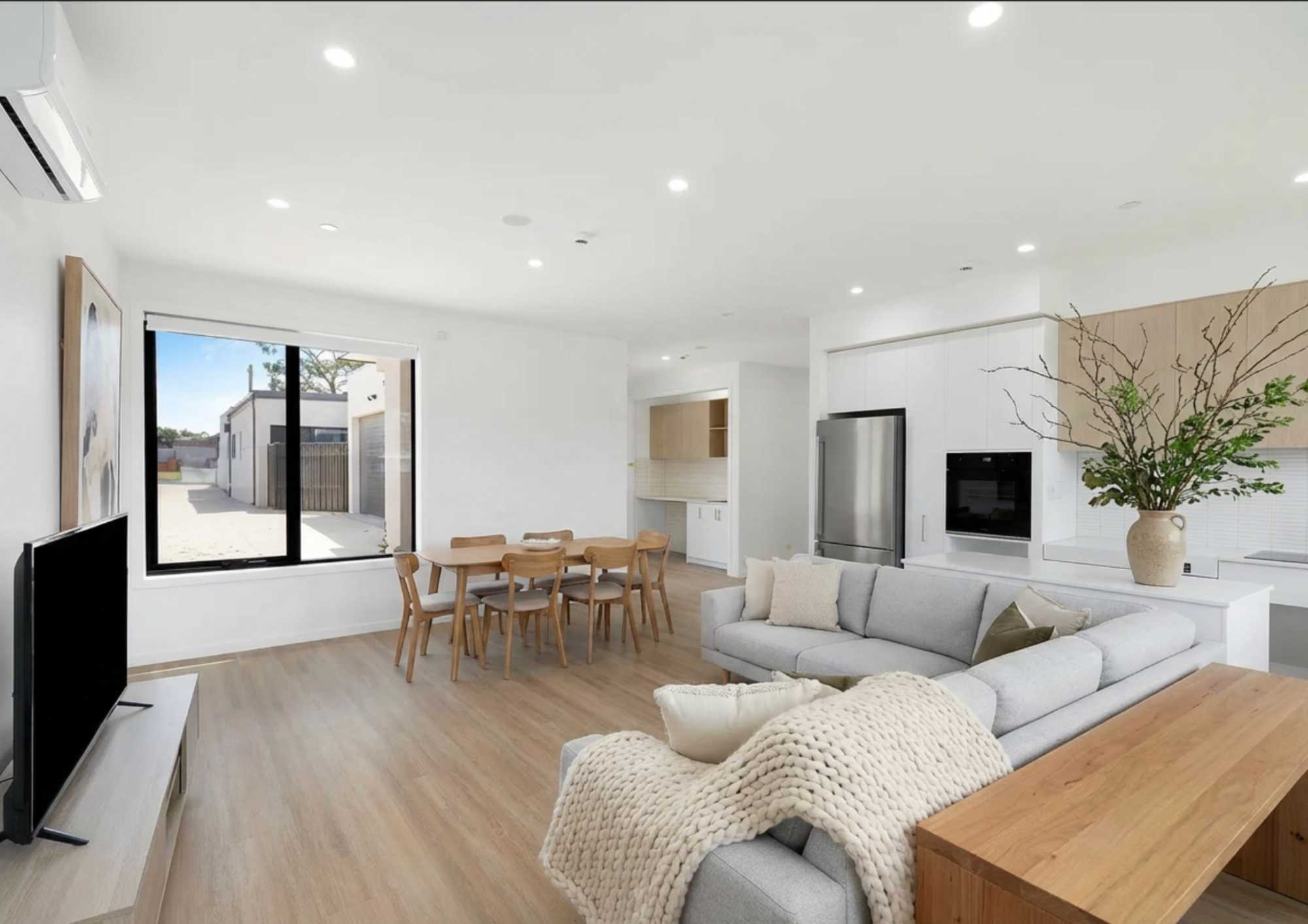 Footscray - SDA/HPS vibrant home — Home image 2