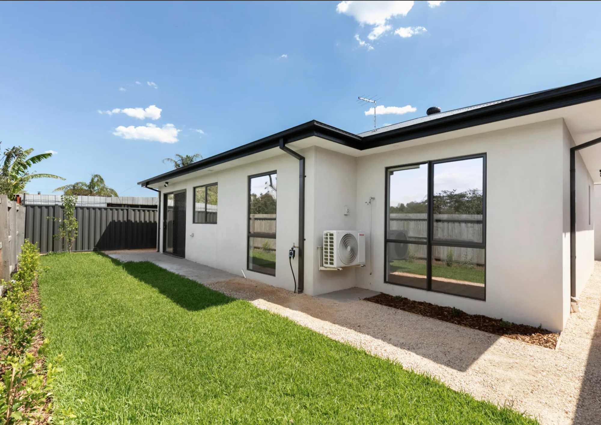 Footscray - SDA/HPS vibrant home — Home image 4
