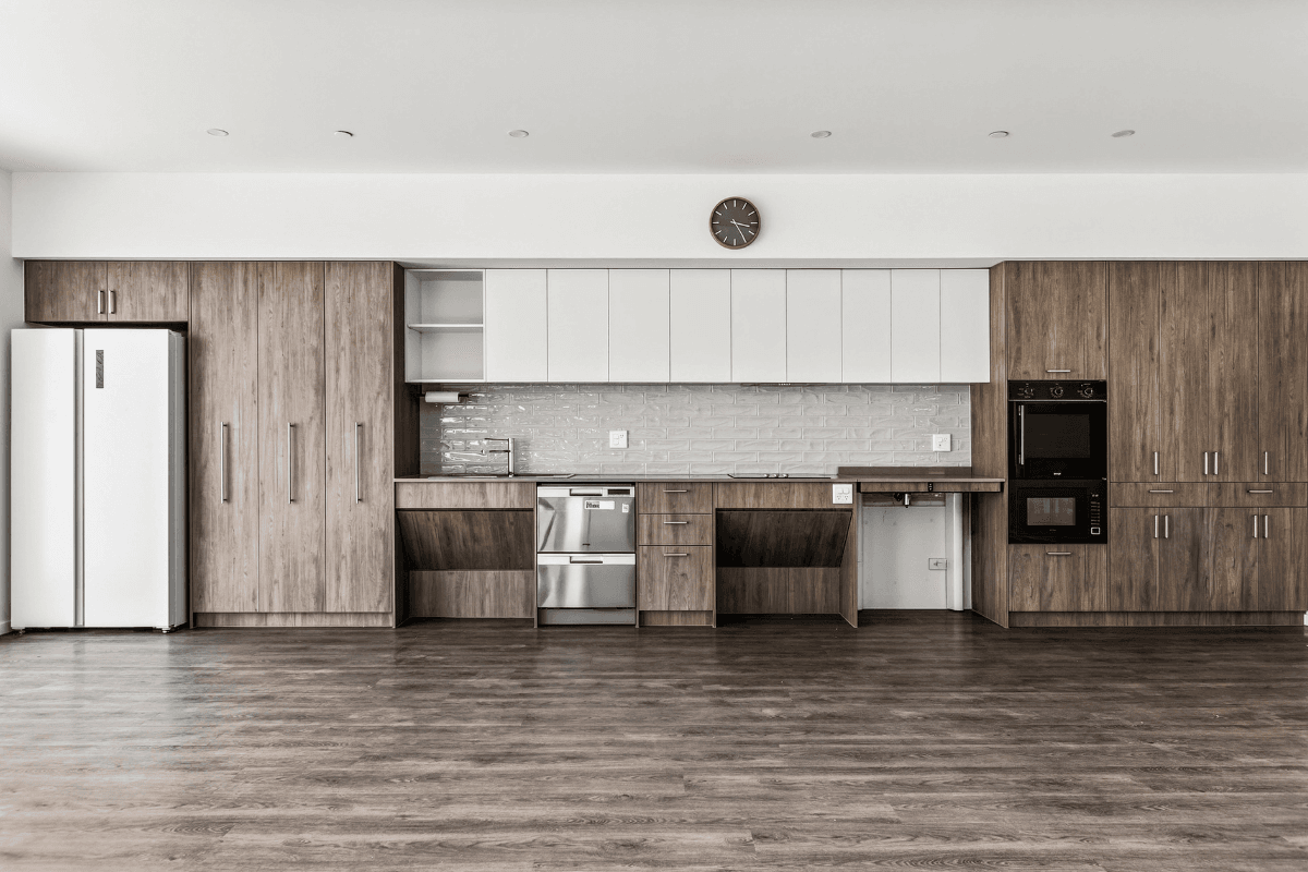 SDA in the Heart of Mentone, minutes from the beach — Home image 4