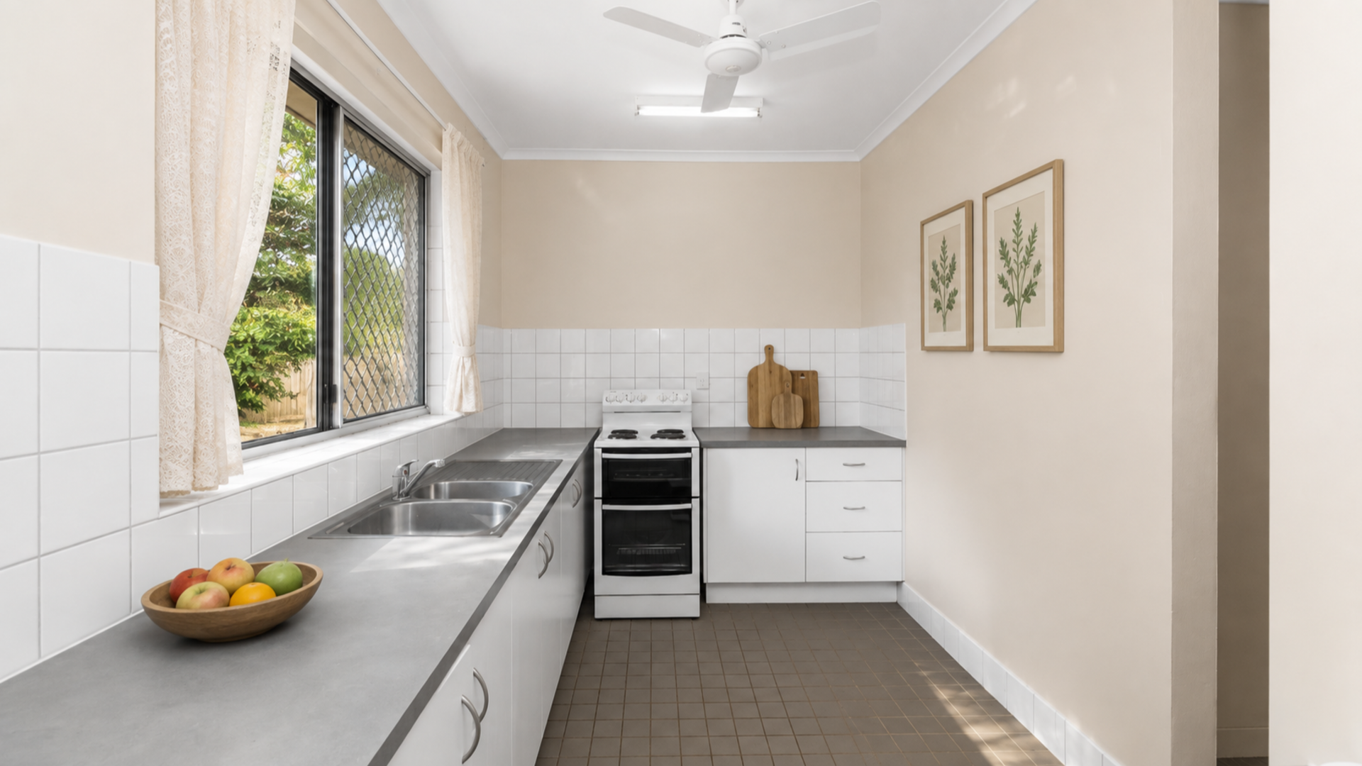 Comfortable two-bedroom home with space, privacy and independence in leafy Leanyer — Home image 3