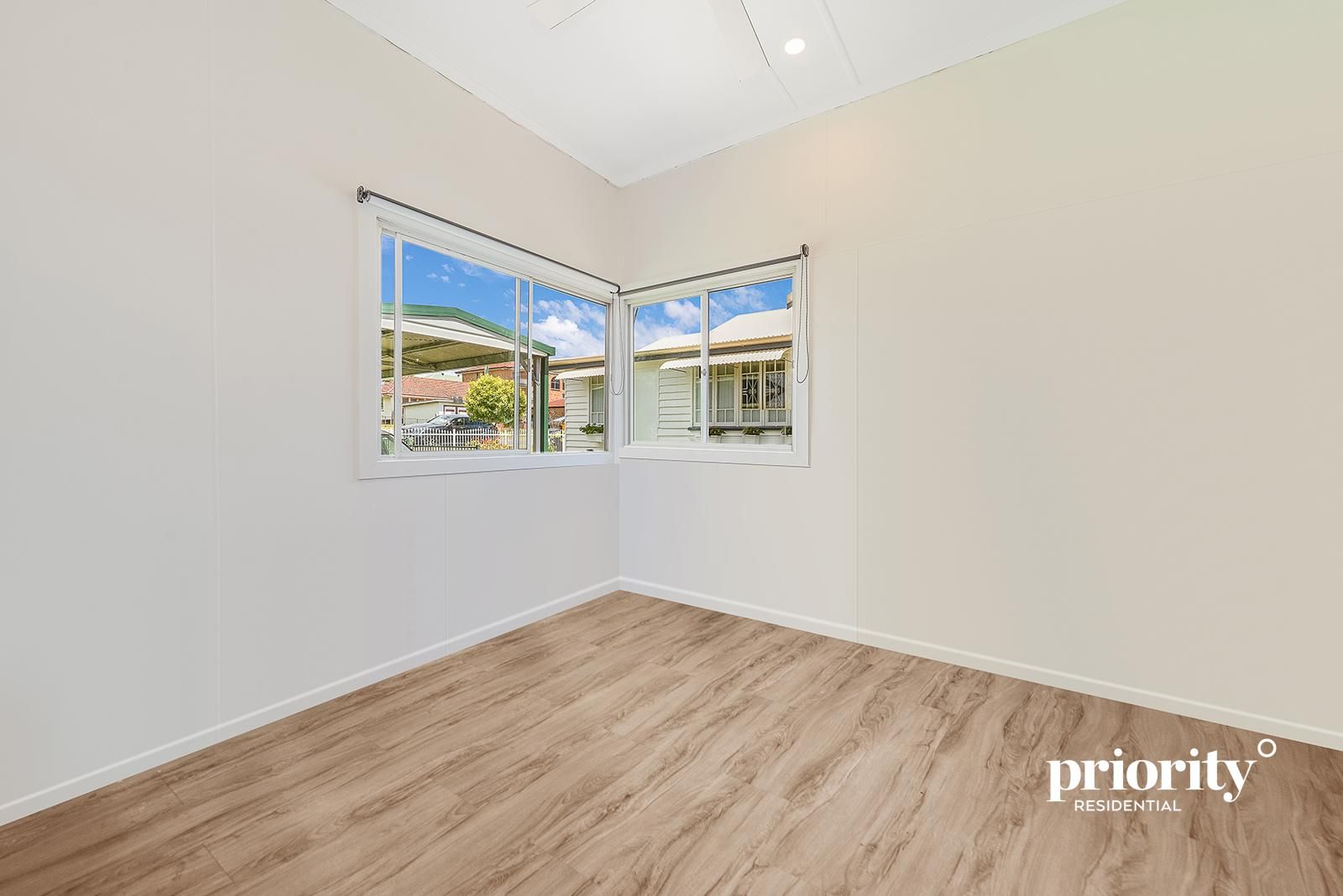 4 Bedroom SIL + Separate Living areas and OOA — Home image 4