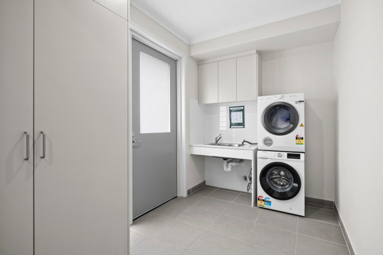 Cranbourne (Spirit Boulevard) — Home image 9