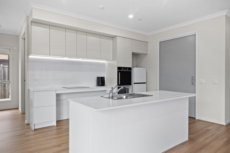 Cranbourne (Spirit Boulevard) — Home image 12