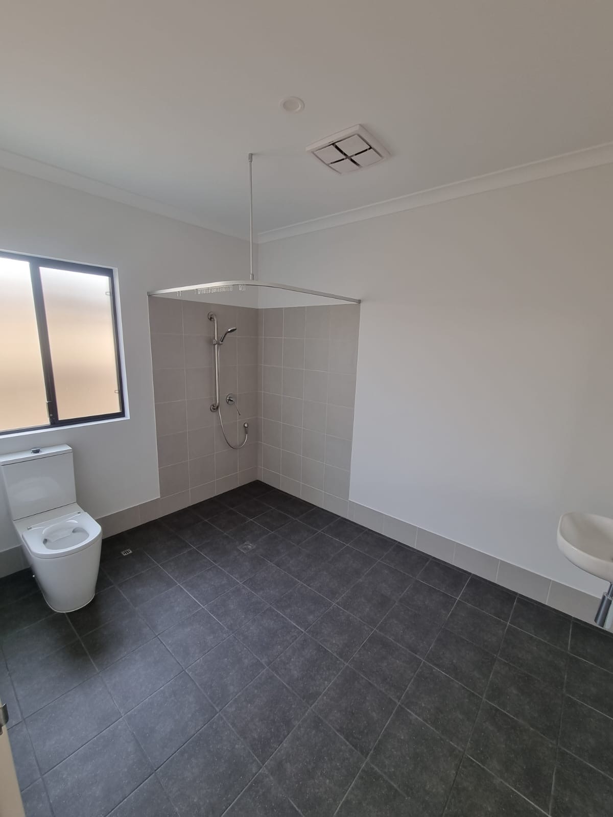 Millbridge 3 Bed HPS Home - Modern Design & New Build — Home image 13