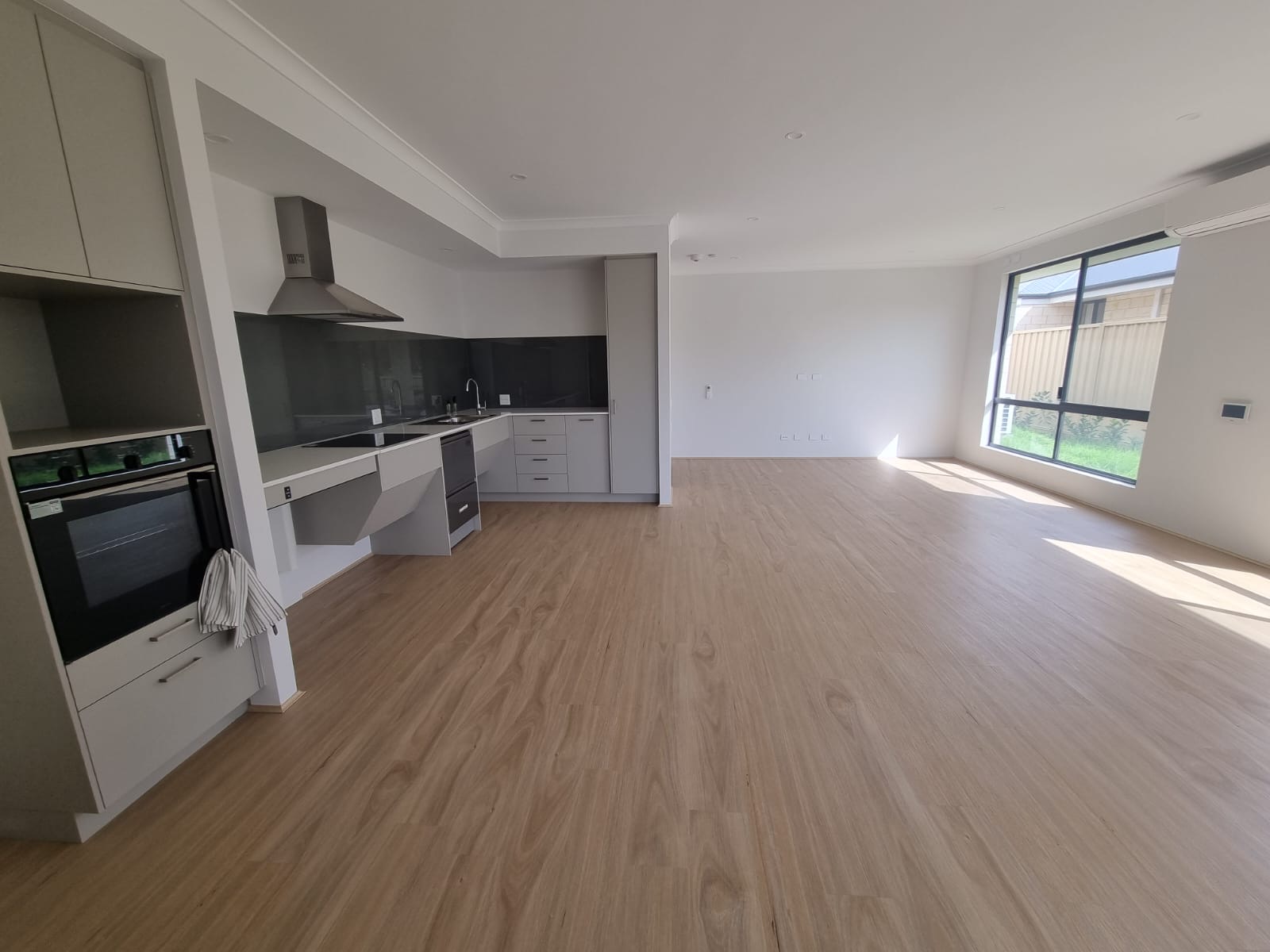 Millbridge 3 Bed HPS Home - Modern Design & New Build — Home image 21
