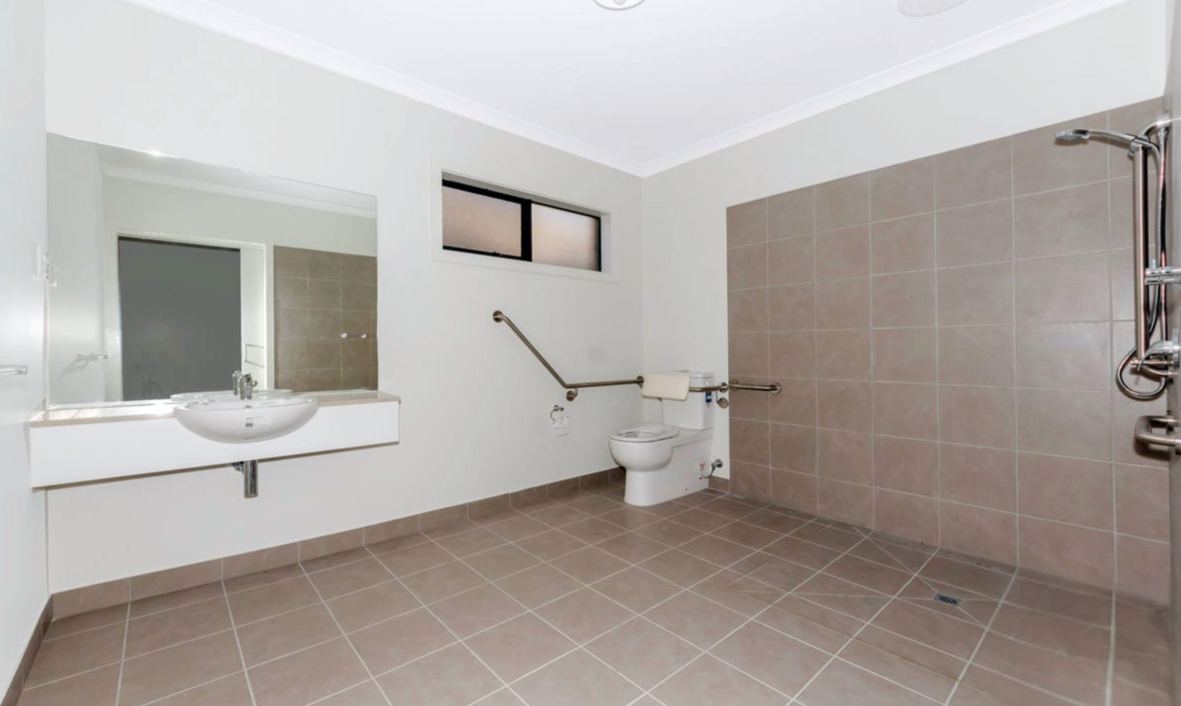 HEATHER GROVE HPS - Clyde North, Victoria — Home image 7