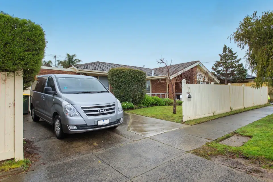 Carrum Downs: Basic house — Home image 2