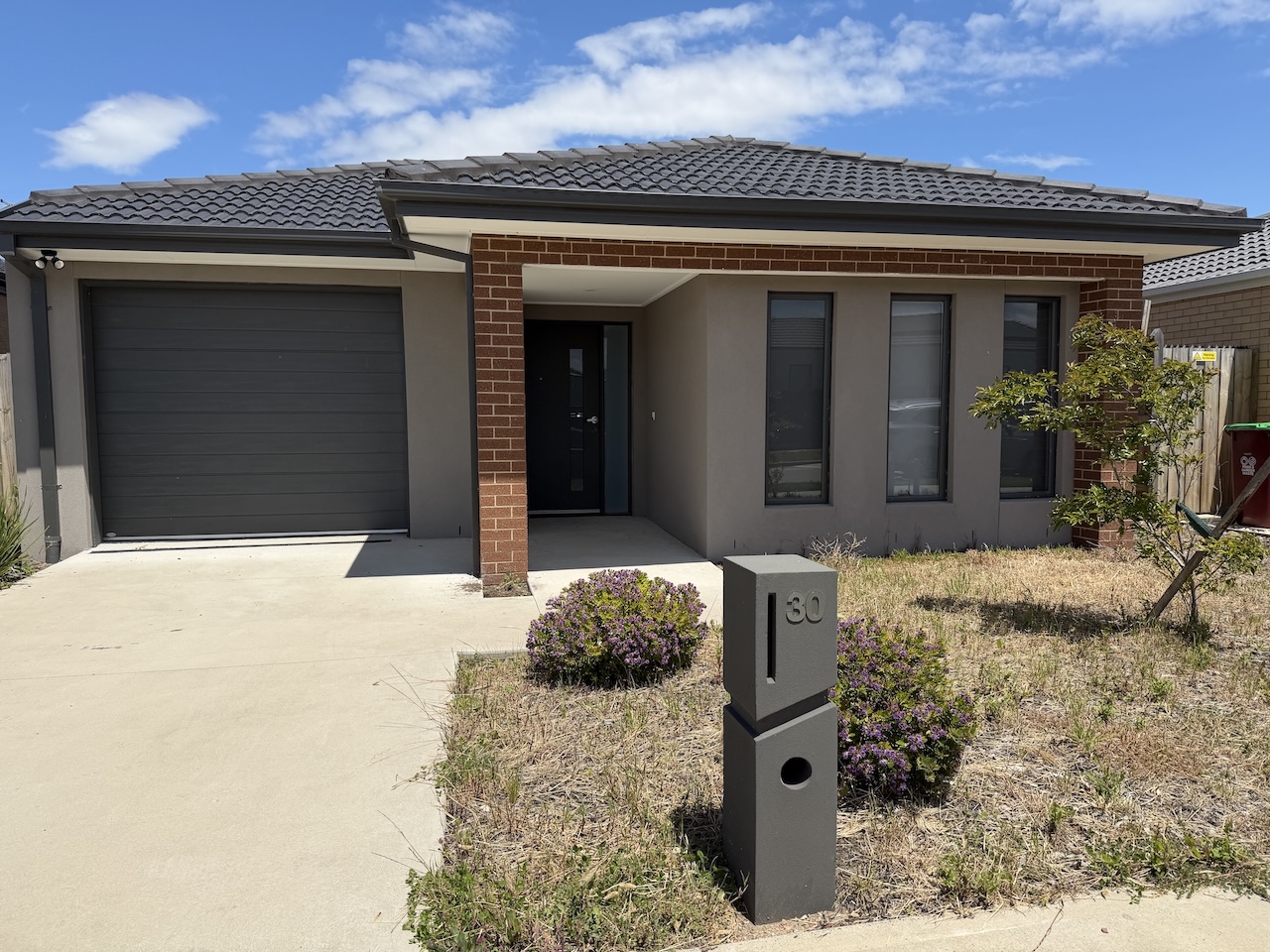 Prime Cranbourne East Robust SDA Home – Shops, Healthcare & Community Nearby — Home image 7